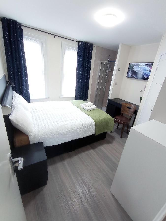 The Maple - Self Contained One Bed Flat Apartment Oxford
